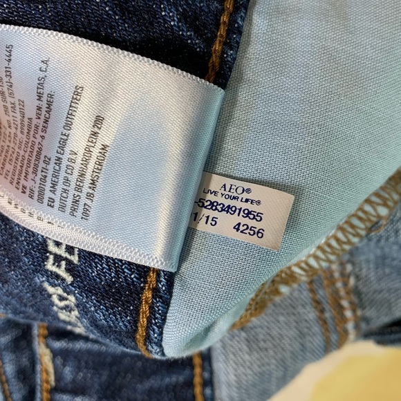 American Eagle Hi-Rise Festival Cutoff Jean Shorts Size 2 - Picture 8 of 8